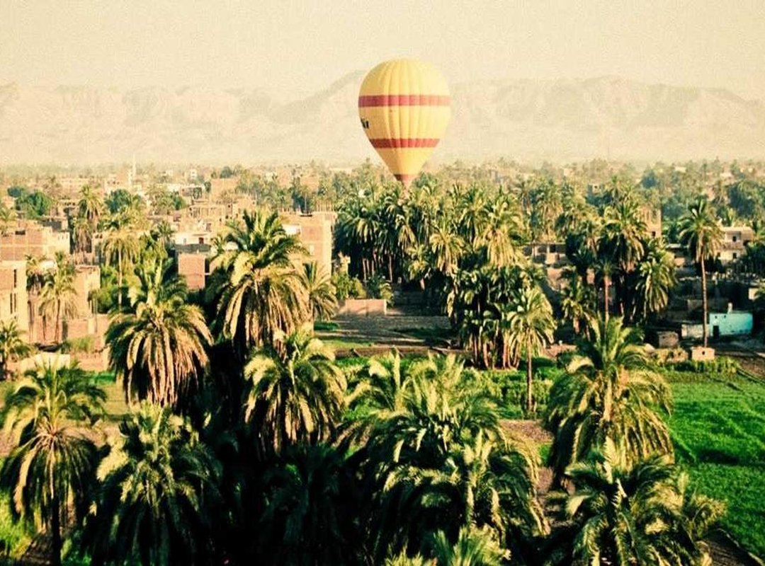 Bringing It All Together: Drawing the Outfit and Final Details