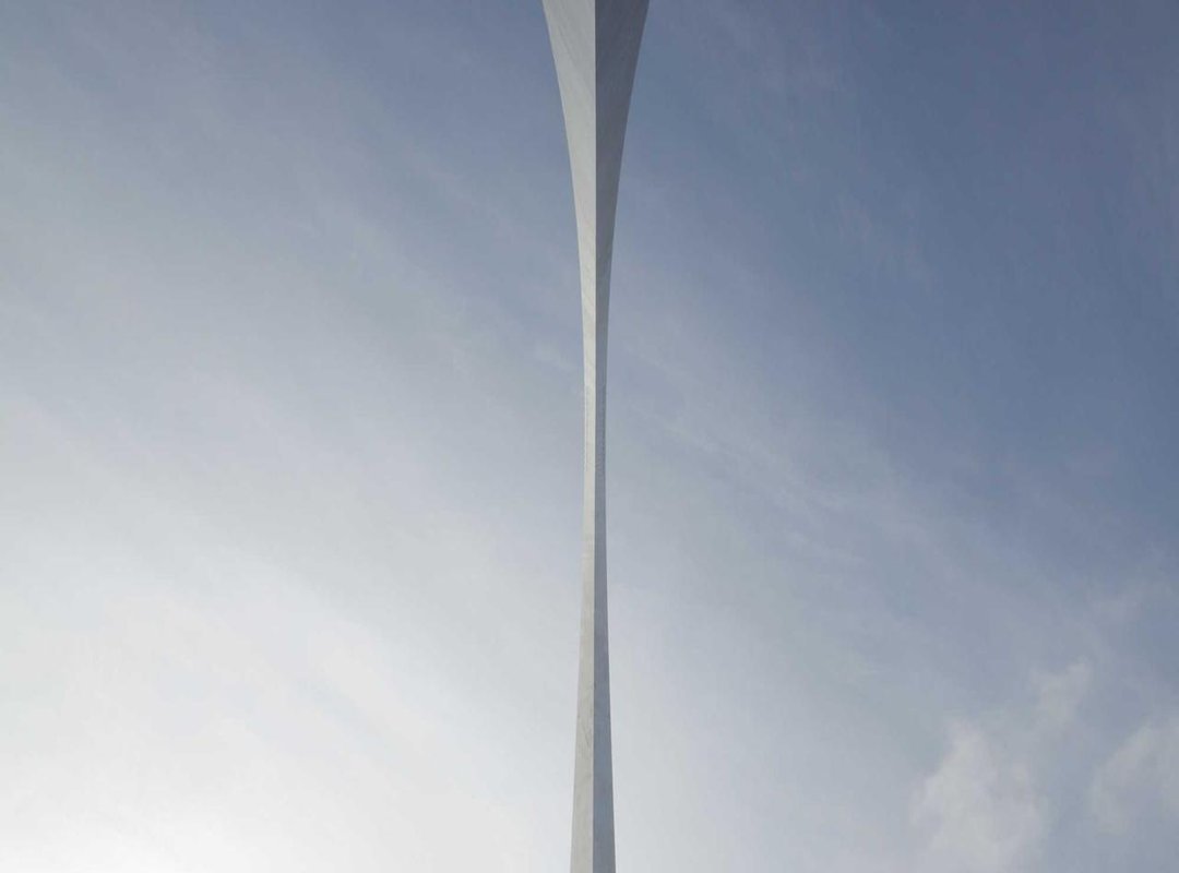 The Psychology of the Search: Why We're Drawn to Imperfect Celebrity Photos